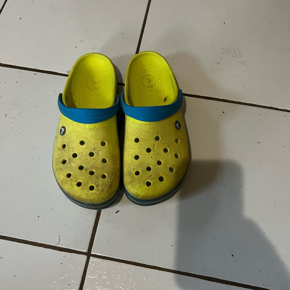Crocs Size 12
